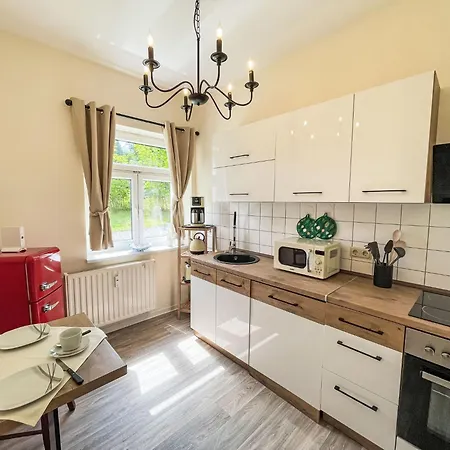 Lauschevogel By Interhome